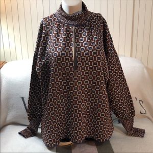 Zara Geometric Mock Turtleneck Keyhole Knit
Top